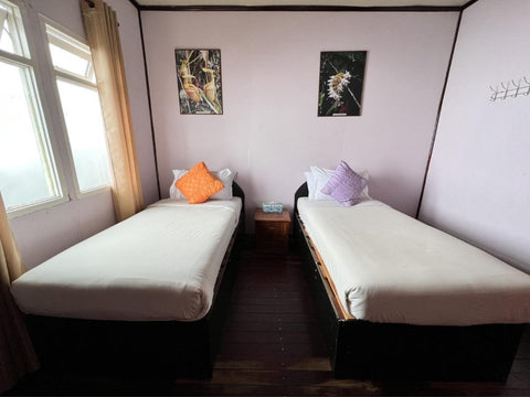 Laban Rata Resthouse Private Room #2
