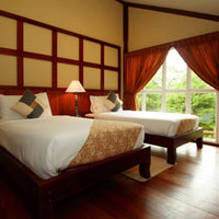 Garden Lodge (Premier Chalet)
